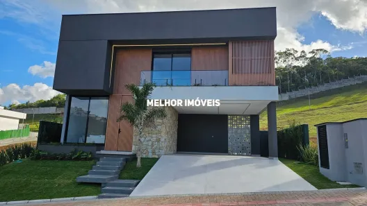 Casa de Condomínio com 4 Quartos à venda, 300m² no Centro, Camboriú