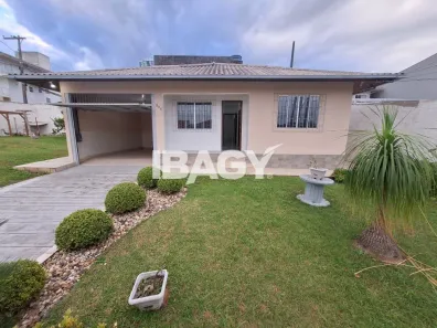 Casa com 3 Quartos para alugar, 130m² no Ipiranga, São José