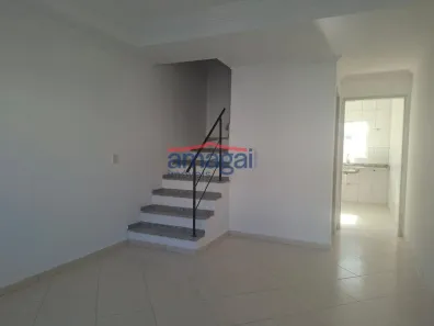 Casa de Condomínio com 2 Quartos para alugar, 64m² no Jardim Jacinto, Jacareí