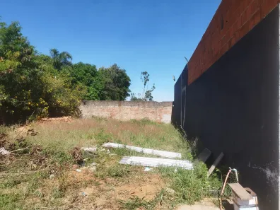 Lote/Terreno à venda, 300m² no , Brasília