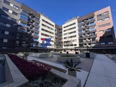 Apartamento com 2 Quartos para alugar, 50m² no Campina do Siqueira, Curitiba