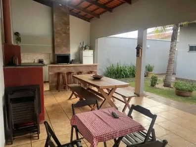 Casa com 4 Quartos à venda, 289m² no Jardim Europa, Goiânia
