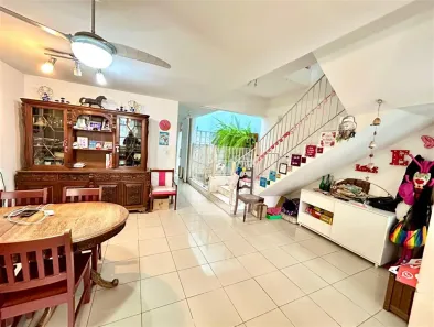 Casa com 5 Quartos à venda, 225m² no Grajaú, Rio de Janeiro