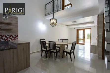 Casa com 3 Quartos para alugar, 201m² no Espírito Santo, Porto Alegre