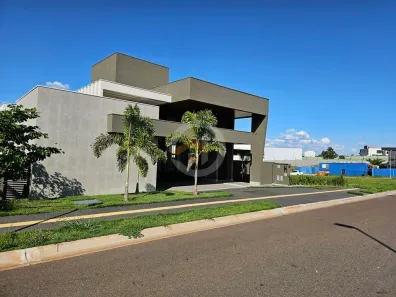 Casa com 4 Quartos à venda, 320m² no Parque Cidade, Goiânia