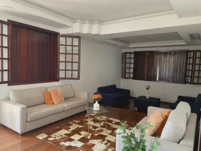 Casa com 5 Quartos à venda, 300m² no Novo Eldorado, Contagem