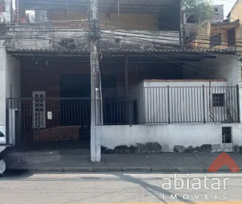 Ponto Comercial com 3 Quartos para venda ou aluguel, 300m² no Jardim Maria Rosa, Taboão da Serra