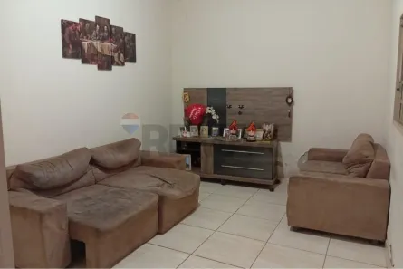 Casa com 3 Quartos à venda, 150m² no Jardim Espírito Santo, Uberaba
