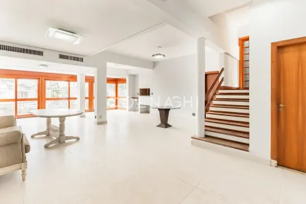 Casa de Condomínio com 4 Quartos à venda, 345m² no Três Figueiras, Porto Alegre