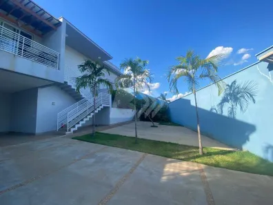 Casa de Condomínio com 3 Quartos à venda, 260m² no Recanto dos Universitários, Rio das Pedras
