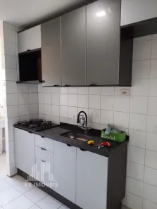 Apartamento com 2 Quartos à venda, 48m² no Parque Roseira, Carapicuíba