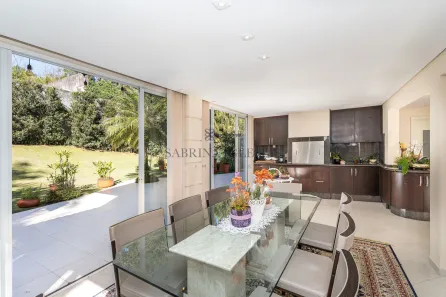 Casa de Condomínio com 4 Quartos à venda, 400m² no Mossunguê, Curitiba