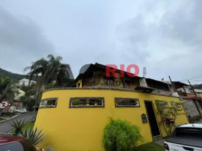 Casa de Condomínio com 4 Quartos para alugar, 285m² no Taquara, Rio de Janeiro