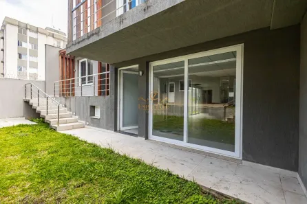 Sobrado com 3 Quartos para alugar, 221m² no Boa Vista, Curitiba