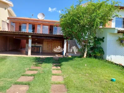 Casa de Condomínio com 3 Quartos à venda, 380m² no , Carlópolis