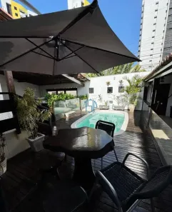Casa com 4 Quartos à venda, 310m² no Candelária, Natal