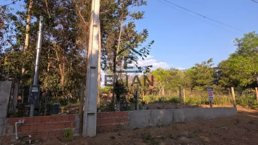 Lote/Terreno à venda, 450m² no Chapada dos Guimarães, Chapada dos Guimarães
