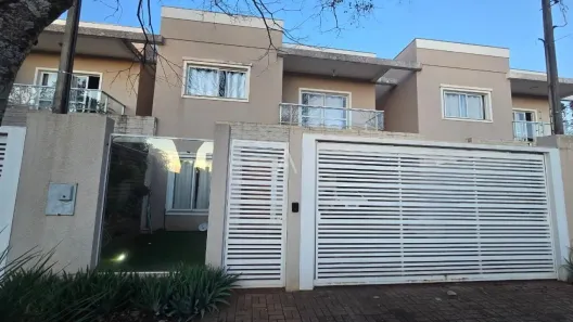 Sobrado com 3 Quartos à venda, 162m² no Jardim Gisela, Toledo