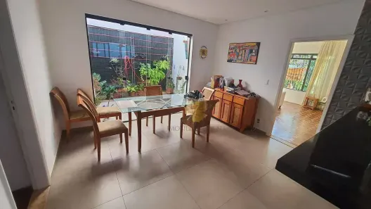 Casa com 5 Quartos à venda, 204m² no Vila Anhangüera, Valinhos