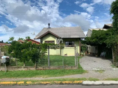Casa com 2 Quartos à venda, 300m² no Centro, Canela