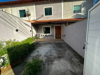 Casa com 2 Quartos à venda, 76m² no Coqueiral, Araruama