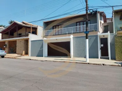 Casa com 3 Quartos à venda, 200m² no Jardim América, Bragança Paulista