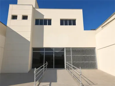 Sala Comercial para alugar, 682m² no Parque Edu Chaves, São Paulo