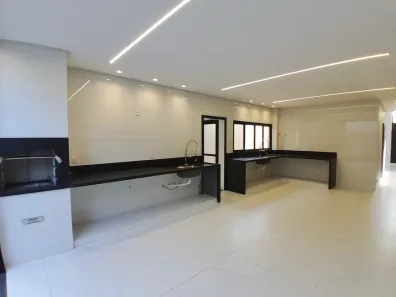 Sobrado com 4 Quartos à venda, 163m² no Residencial Flamingo, Goiânia