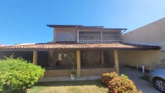 Casa com 3 Quartos à venda, 250m² no das Laranjeiras, Serra