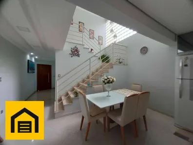 Sobrado com 3 Quartos à venda, 312m² no Parque São Vicente, Mauá