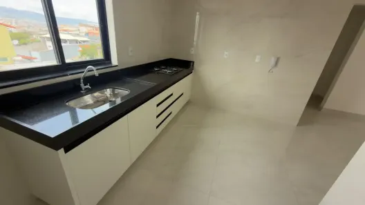 Apartamento com 3 Quartos para alugar, 80m² no Industrial, Contagem