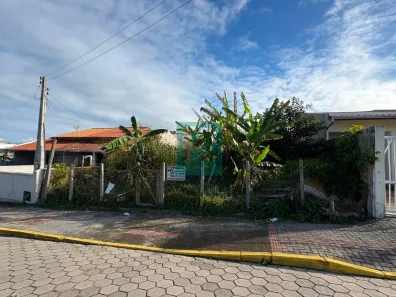 Lote/Terreno à venda, 300m² no Zimbros, Bombinhas