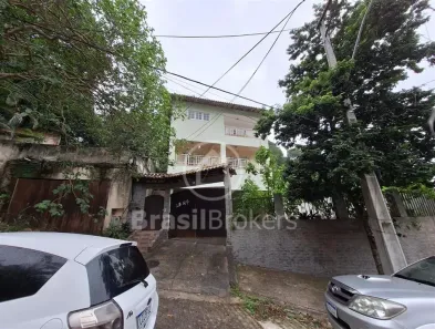 Casa com 6 Quartos à venda, 282m² no Maria Paula, São Gonçalo