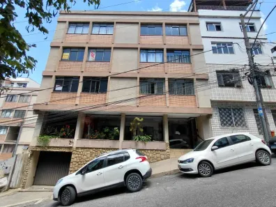Apartamento com 2 Quartos para alugar, 90m² no Centro, Juiz de Fora