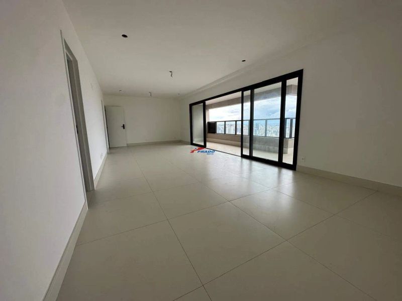 Apartamento com 4 quartos — Santo Antônio, Belo Horizonte