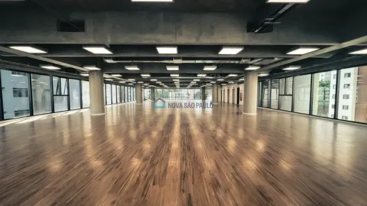 Sala Comercial para alugar, 779m² no Pinheiros, São Paulo
