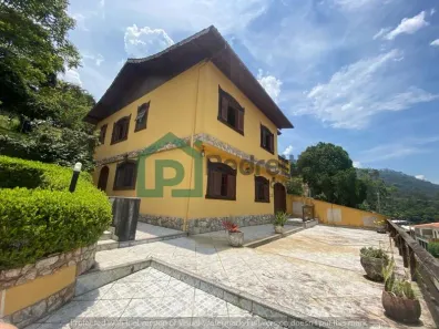 Casa de Condomínio com 3 Quartos à venda, 292m² no Cônego, Nova Friburgo