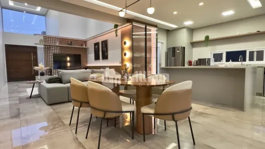 Casa com 3 Quartos à venda, 212m² no Dom Joaquim, Brusque
