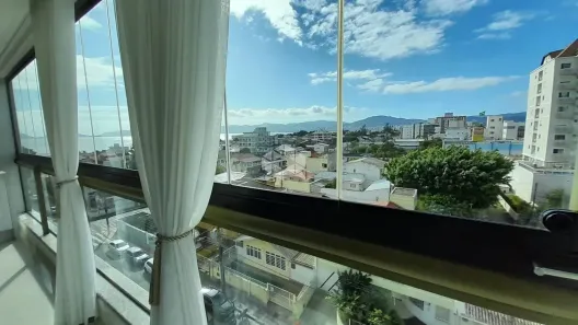 Apartamento com 3 Quartos à venda, 123m² no Balneário, Florianópolis