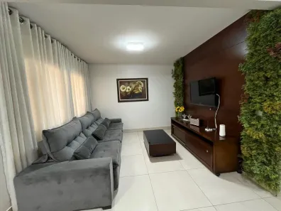 Casa com 4 Quartos à venda, 150m² no Jardim Vitória, Goiânia