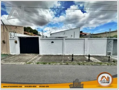Casa com 3 Quartos à venda, 98m² no Parangaba, Fortaleza