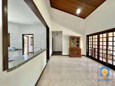 Casa de Condomínio com 3 Quartos à venda, 255m² no Jardim Ana Estela, Carapicuíba