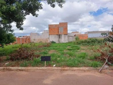 Lote/Terreno à venda, 200m² no Parque Bellaville, Hortolândia
