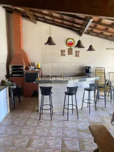 Casa com 3 Quartos à venda, 170m² no Santa Mônica, Uberlândia