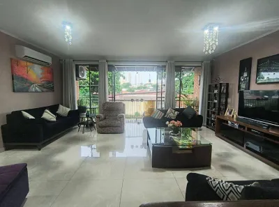 Casa com 4 Quartos à venda, 304m² no Vila Joaquim Inácio, Campinas