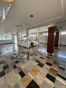 Ponto Comercial para alugar, 560m² no Saraiva, Uberlândia