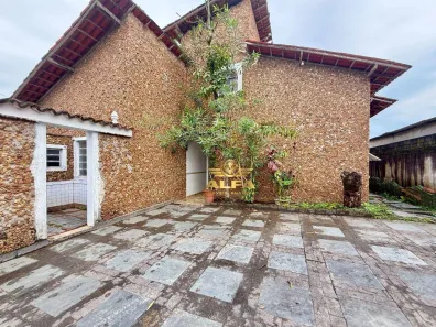 Casa com 3 Quartos à venda, 150m² no Jardim Virgínia, Guarujá