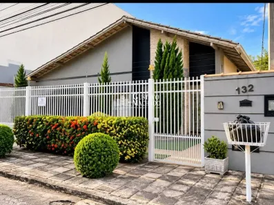 Casa com 3 Quartos à venda, 190m² no Jardim Amália, Volta Redonda