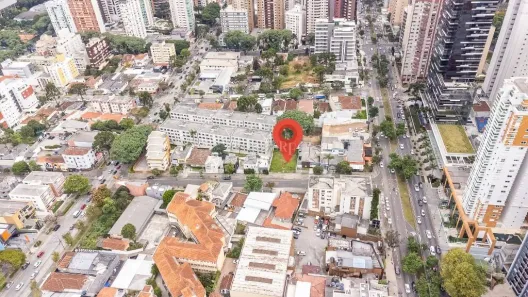 Lote/Terreno à venda, 540m² no Água Verde, Curitiba