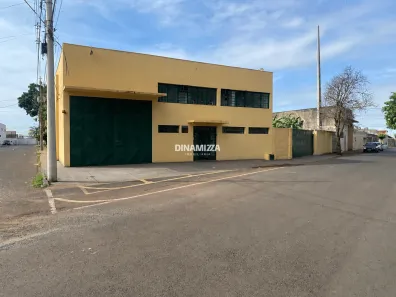 Galpão/Depósito/Armazém à venda, 465m² no Vila São Cristóvão, Uberaba